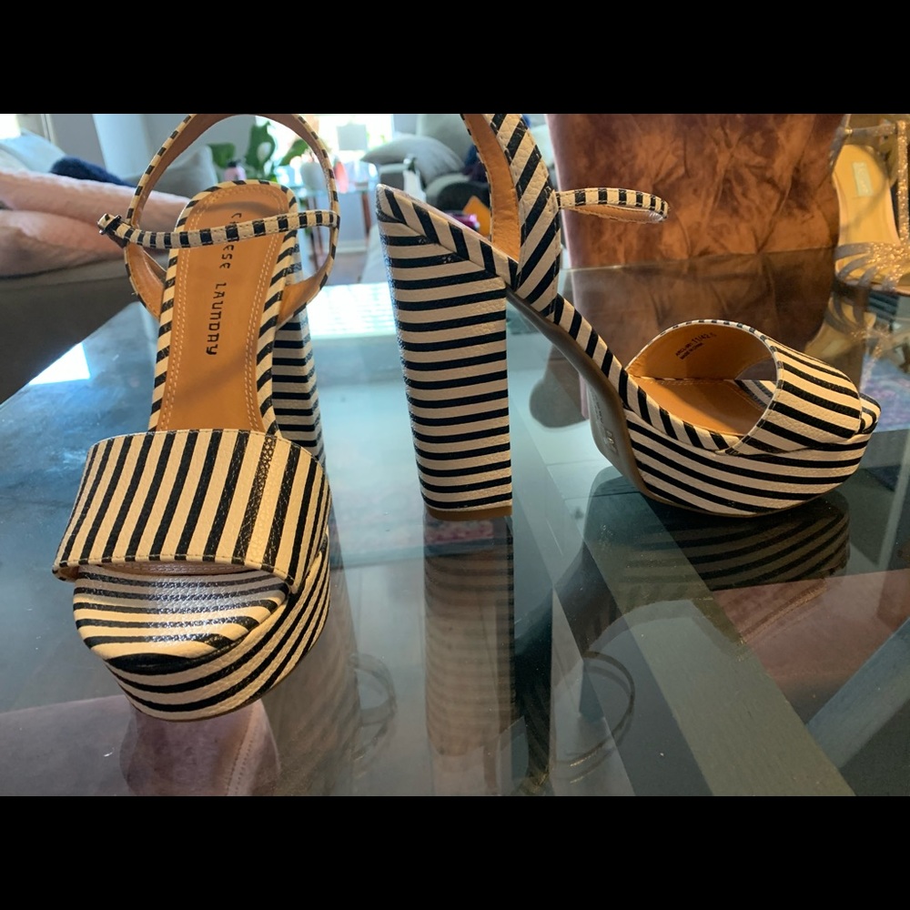 Chinese laundry black and white heels